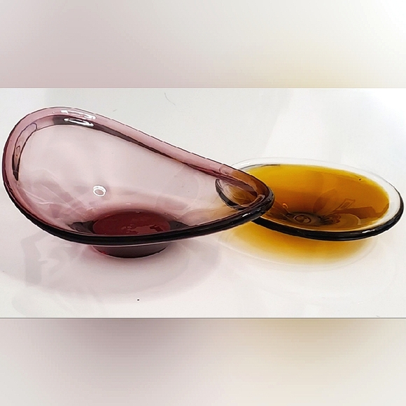Vntg 10" Amythest & 7 1/2" Amber Art Glass Bowls - Picture 3 of 11